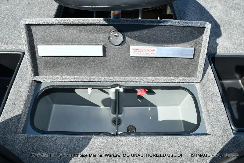 Slide: The Image of Ranger RT198P Cup Garmin Livescope Equipped 2026 - 64