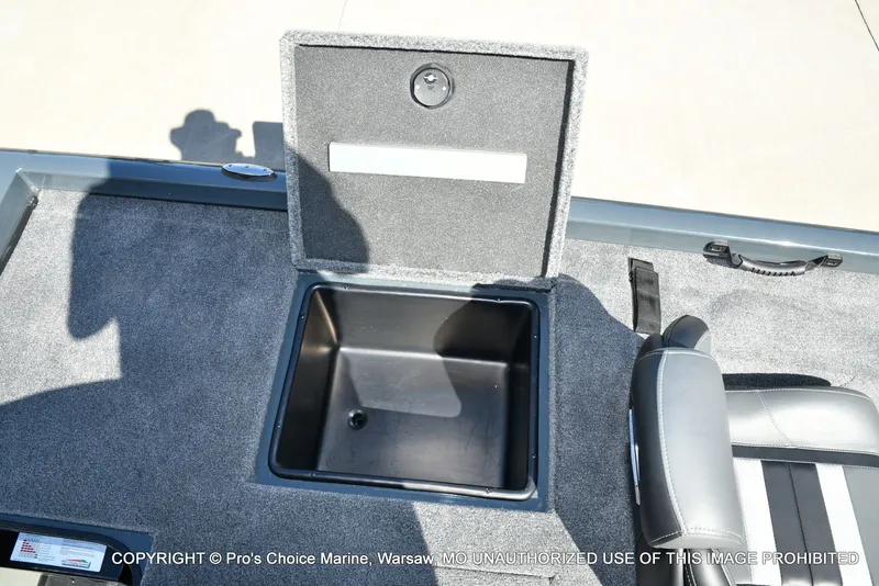 Slide: The Image of Ranger RT198P Cup Garmin Livescope Equipped 2026 - 68