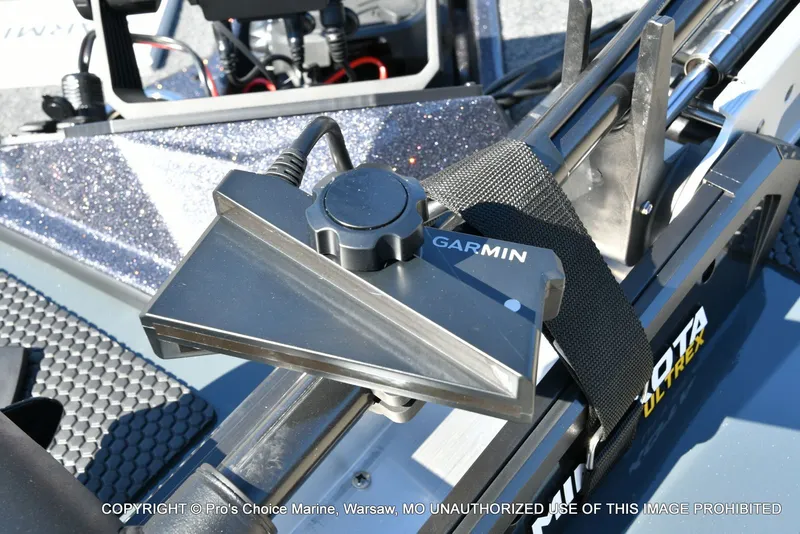 Slide: The Image of Ranger RT198P Cup Garmin Livescope Equipped 2026 - 7