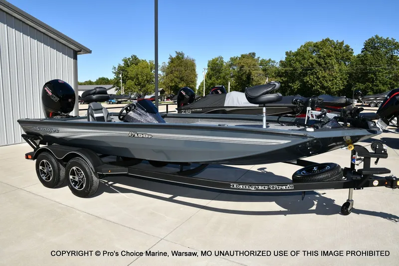 Slide: The Image of Ranger RT198P Cup Garmin Livescope Equipped 2026 - 73