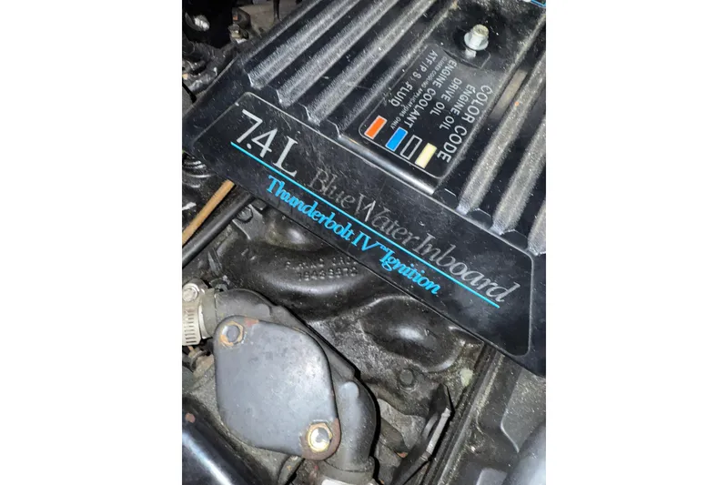 Slide: The Image of Engine of 1993 Carver 390 Cockpit Motor Yacht, 7.4L Blue Water Inboard, Thunderbolt IV Ignition. - 31