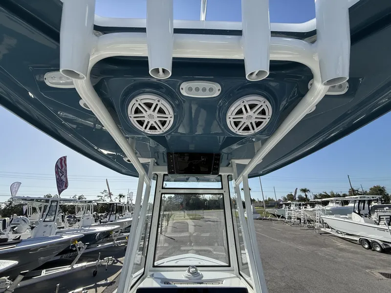Slide: The Image of Tidewater 2110 Bay Max 2026 - 11