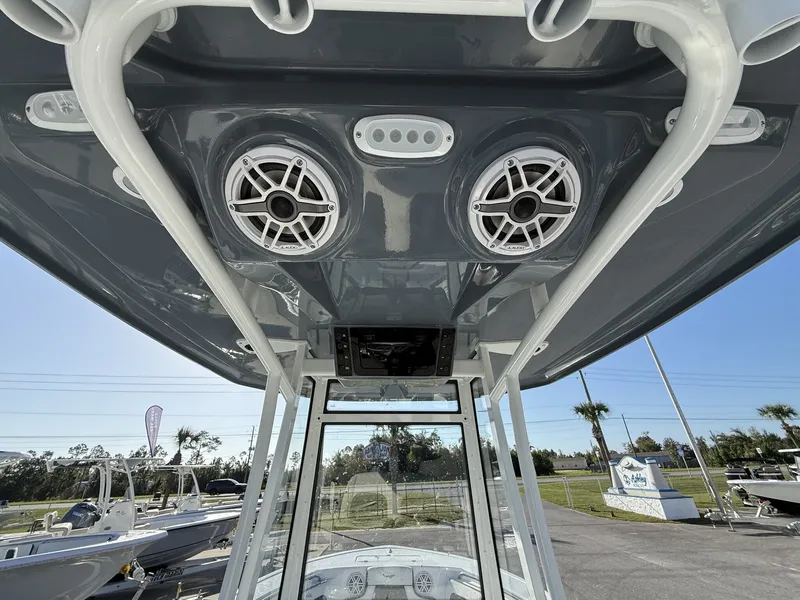 Slide: The Image of Tidewater 220 LXF 2026 - 10