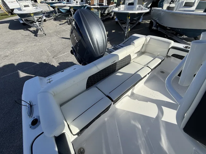 Slide: The Image of Tidewater 220 LXF 2026 - 12