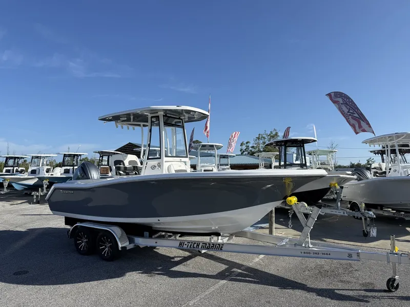 The Image of Tidewater 220 LXF 2026 - 2