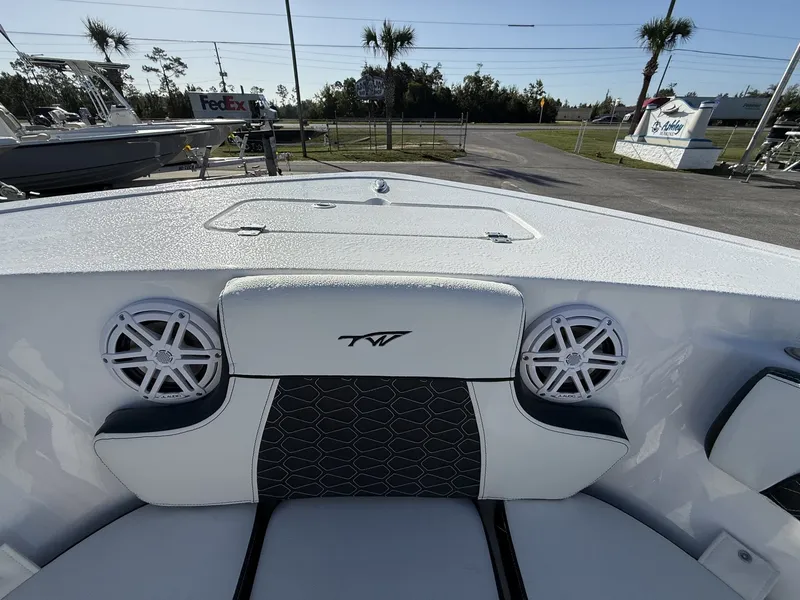 Slide: The Image of Tidewater 220 LXF 2026 - 5