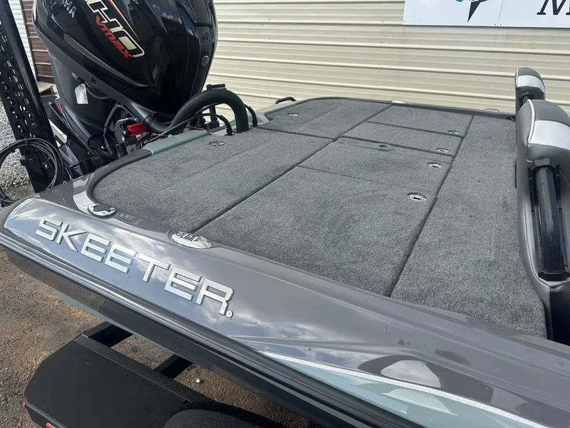 Slide: The Image of Skeeter ZXE21 2026 - 6