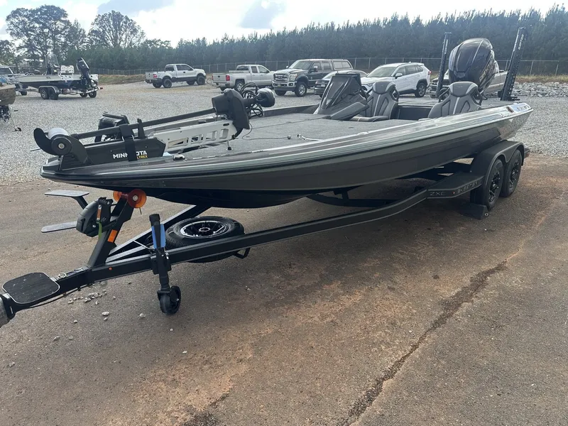 Slide: The Image of Skeeter ZXE21 2026 - 9