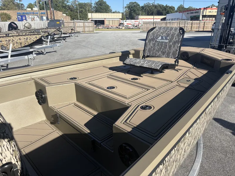 Slide: The Image of Thor LAKE HAMMER 1900 CC 2026 - 3