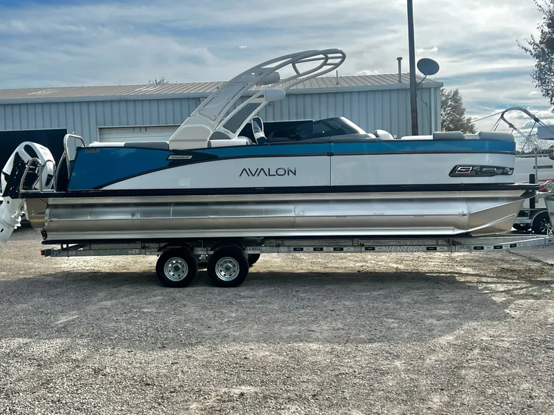 Slide: The Image of Avalon Catalina 25' Quad Lounge Windshield Triple-Toon - IN STOCK 2026 - 6