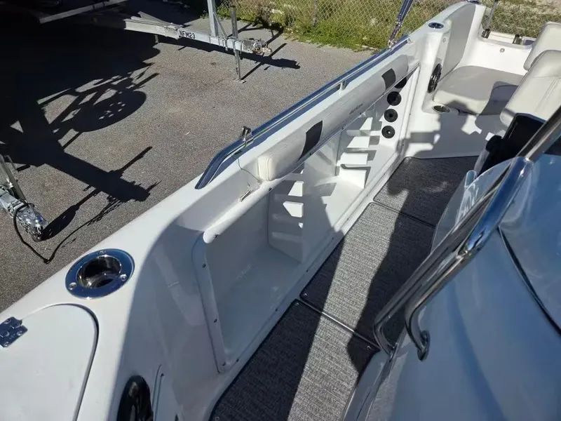 Slide: The Image of Hurricane 231 Cc 2021 - 6