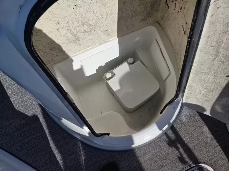 Slide: The Image of Hurricane 231 Cc 2021 - 8