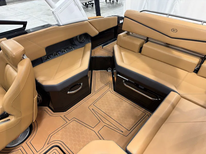 Slide: The Image of Cobalt R4 Surf 2026 - 13