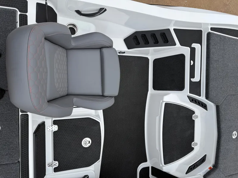 Slide: The Image of Ikon vls20 2026 - 7