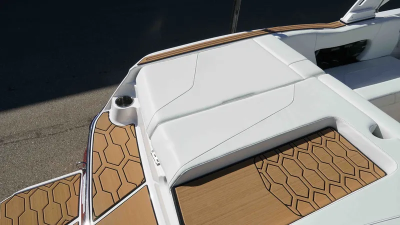 Slide: The Image of MasterCraft NXT20 2026 - 11