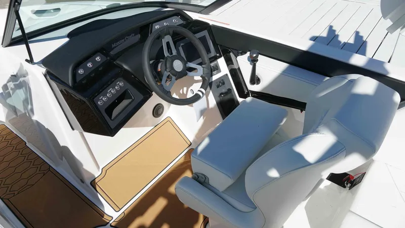 Slide: The Image of MasterCraft NXT20 2026 - 19