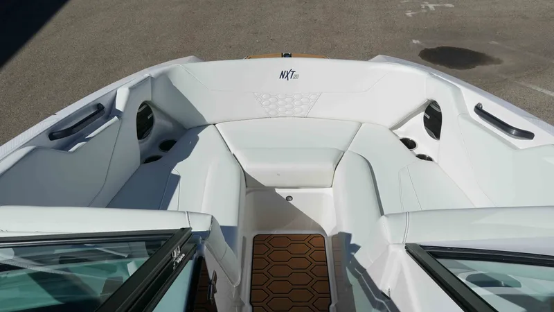 Slide: The Image of MasterCraft NXT20 2026 - 20