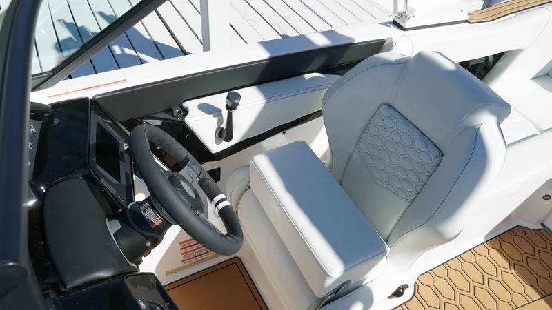 Slide: The Image of MasterCraft NXT20 2026 - 28