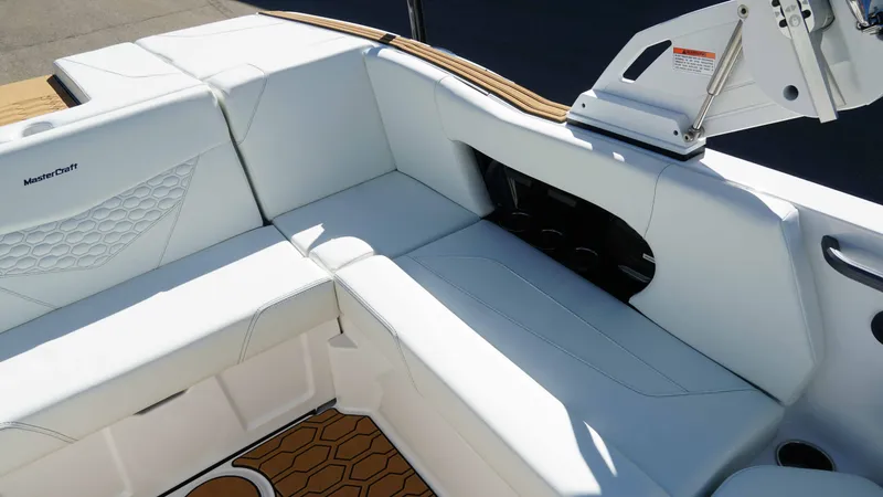 Slide: The Image of MasterCraft NXT20 2026 - 29