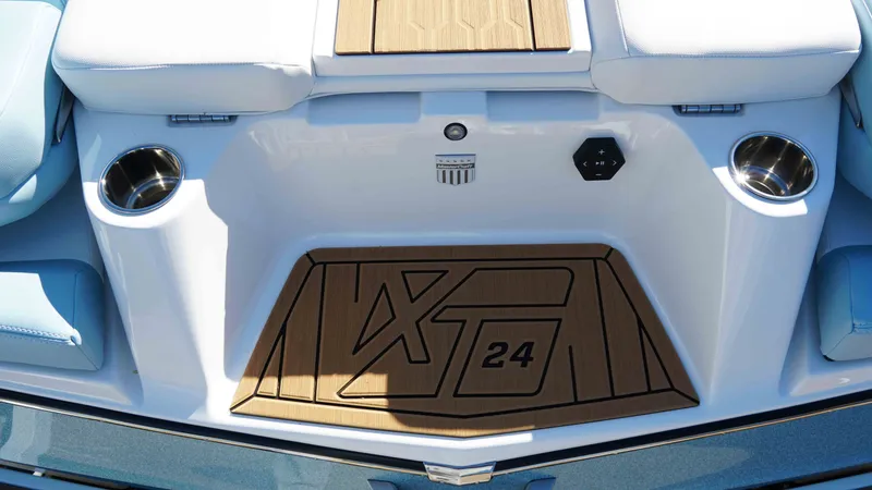 Slide: The Image of MasterCraft XT24 2026 - 13