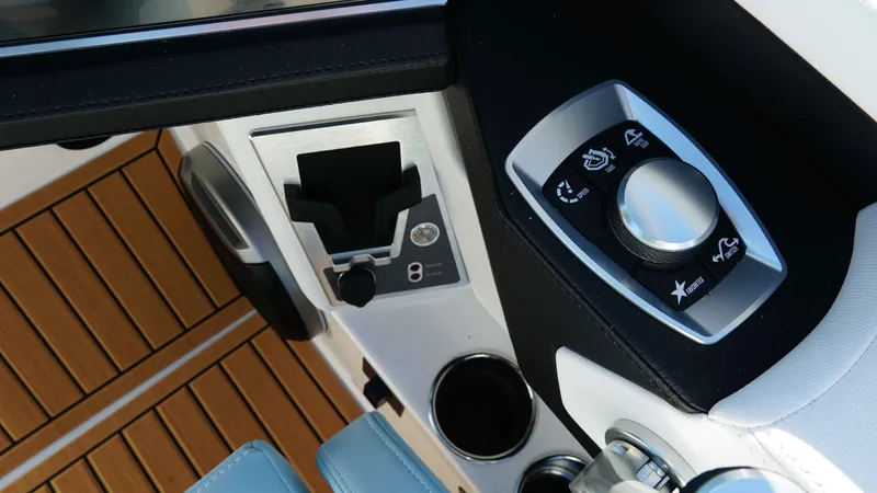 Slide: The Image of MasterCraft XT24 2026 - 25