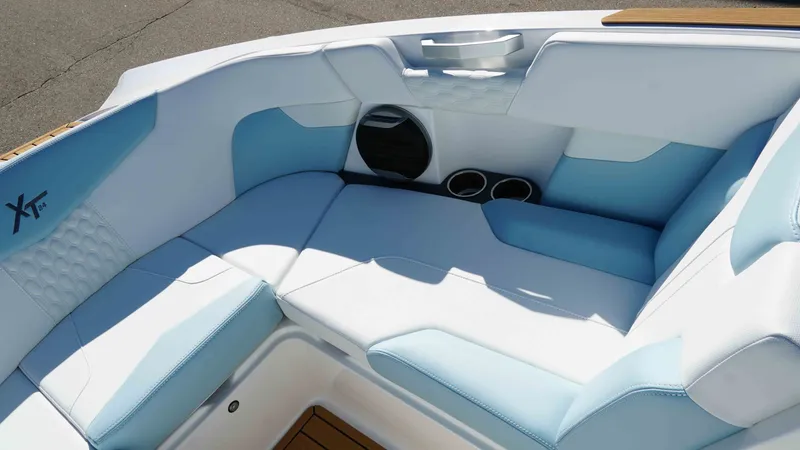 Slide: The Image of MasterCraft XT24 2026 - 28