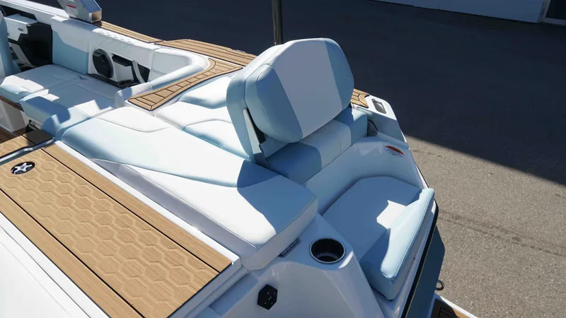 Slide: The Image of MasterCraft XT24 2026 - 9