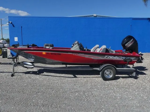 Slide: The Image of Tracker Pro Team 175 TXW 2016 - 7