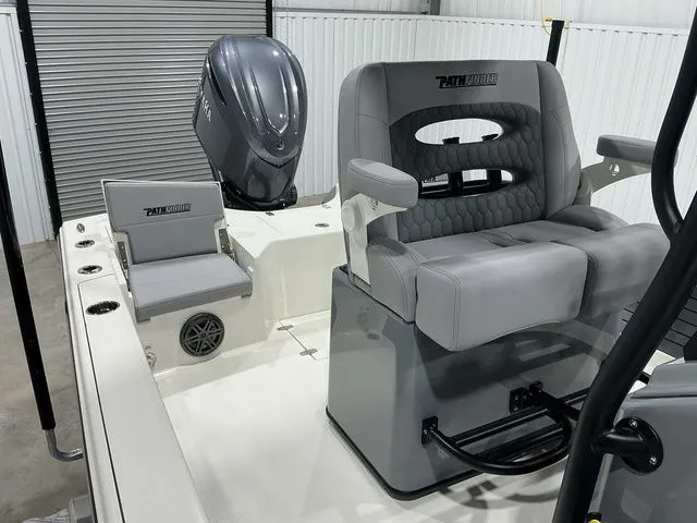 Slide: The Image of Pathfinder 2500 Hybrid 2026 - 10