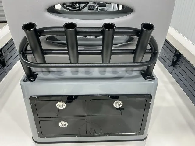 Slide: The Image of Pathfinder 2500 Hybrid 2026 - 12