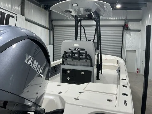 Slide: The Image of Pathfinder 2500 Hybrid 2026 - 13