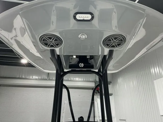 Slide: The Image of Pathfinder 2500 Hybrid 2026 - 22