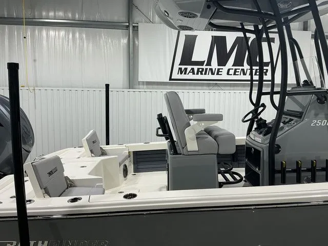 Slide: The Image of Pathfinder 2500 Hybrid 2026 - 7