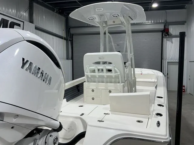 Slide: The Image of Pathfinder 2500 Hybrid 2026 - 11