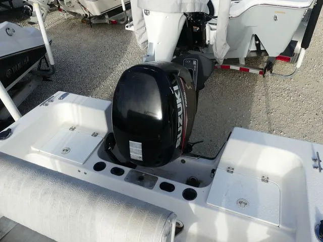 Slide: The Image of Angler 173 Bay 2010 - 10