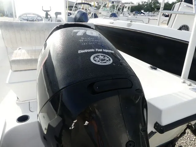 Slide: The Image of Angler 173 Bay 2010 - 5