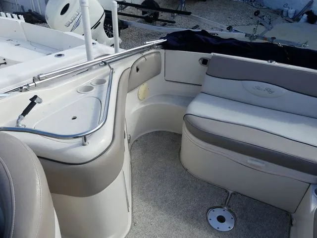 Slide: The Image of Sea Ray 240 Sundeck 2004 - 11