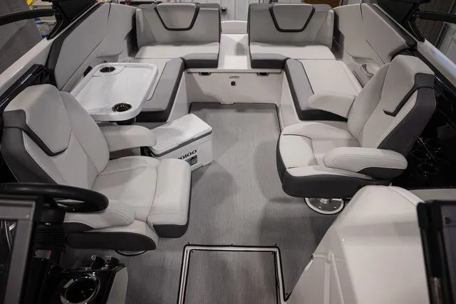 Slide: The Image of Yamaha AR250 2026 - 16