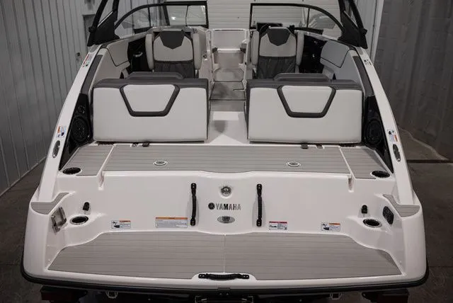 Slide: The Image of Yamaha AR250 2026 - 5