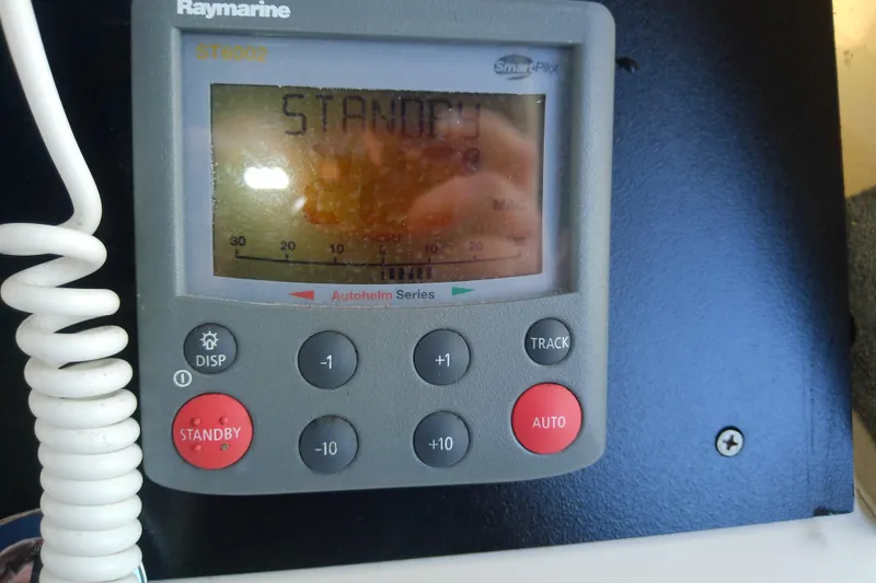 Slide: The Image of Raymarine ST6002 autopilot display on 2004 Mainship 34 Pilot II boat. - 18