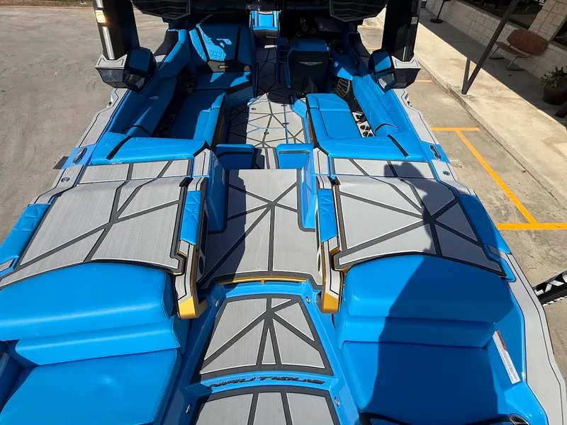 Slide: The Image of Nautique Super Air Nautique G23 Paragon 2026 - 15