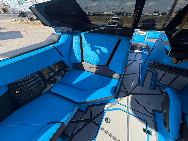 Slide: The Image of Nautique Super Air Nautique G23 Paragon 2026 - 21