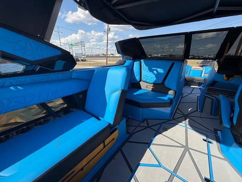 Slide: The Image of Nautique Super Air Nautique G23 Paragon 2026 - 22