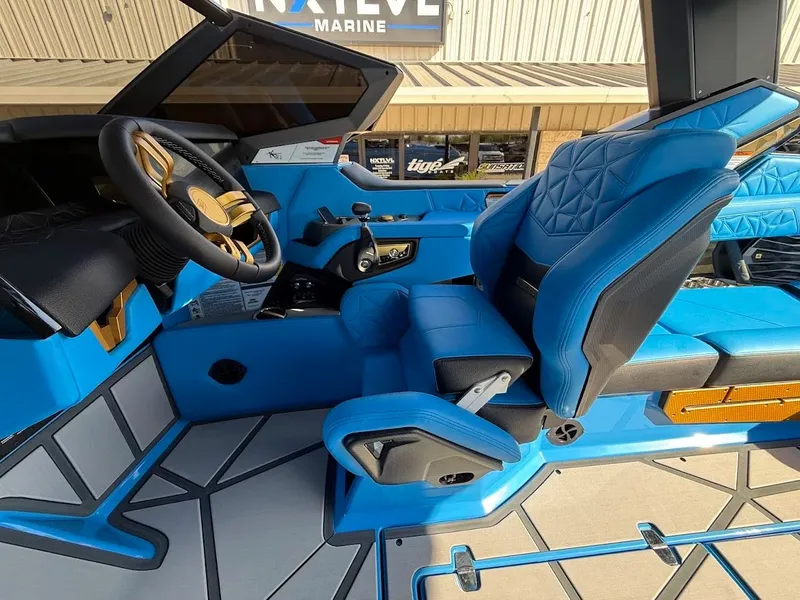 Slide: The Image of Nautique Super Air Nautique G23 Paragon 2026 - 26