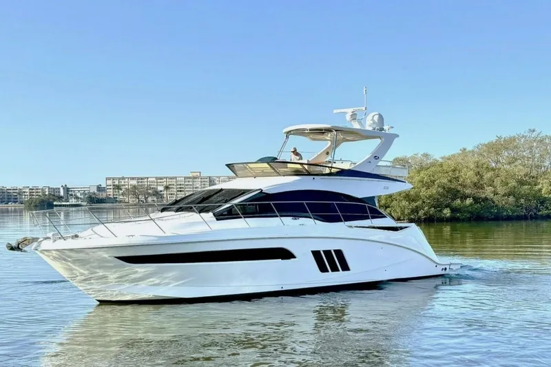 Slide: The Image of 2016 Sea Ray 510 Fly 'Bateau d’Amis' - Flybridge - 29