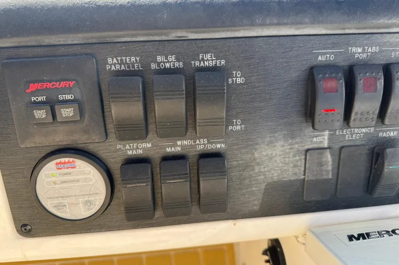 Slide: The Image of 2016 Sea Ray 510 Fly 'Bateau d’Amis' - Flybridge Helm Switches - 38