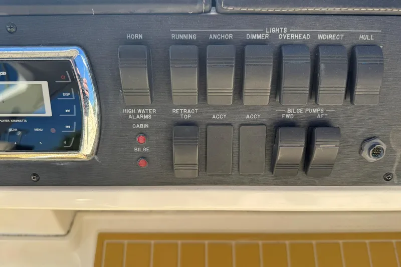Slide: The Image of 2016 Sea Ray 510 Fly 'Bateau d’Amis' - Flybridge Helm Switches - 39