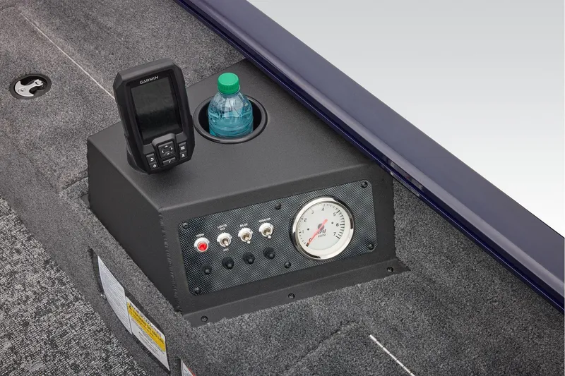 Slide: The Image of Tracker Super Guide V-16 T 2026 - 15