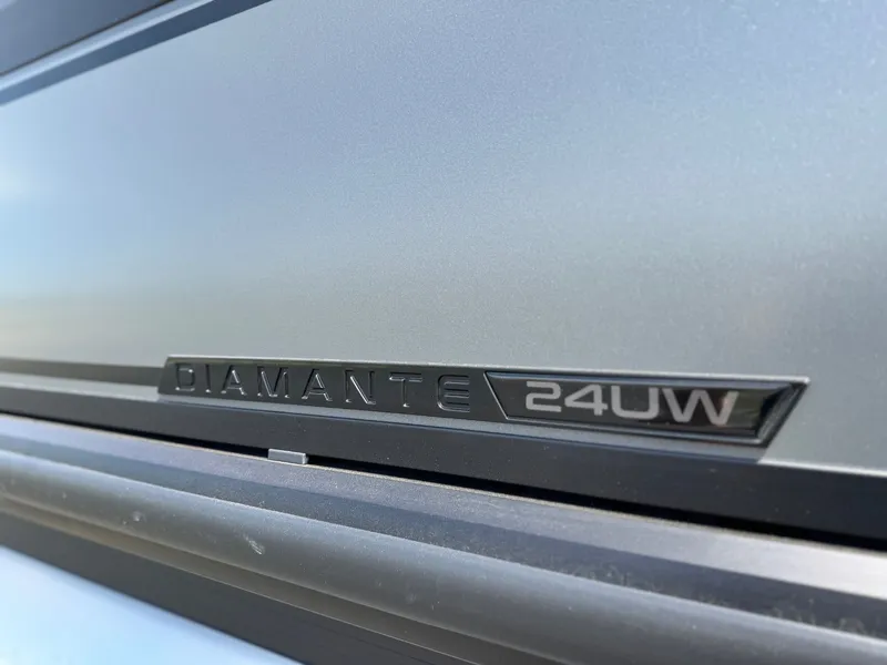 Slide: The Image of Viaggio 2024 Viaggio Diamante 24UW A-T 2024 - 12