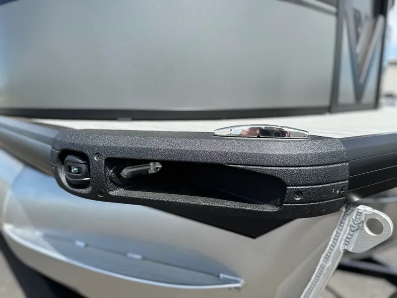 Slide: The Image of Viaggio 2024 Viaggio Diamante 24UW A-T 2024 - 13